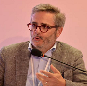 Clusters and SMEs: a way to face globalisation?